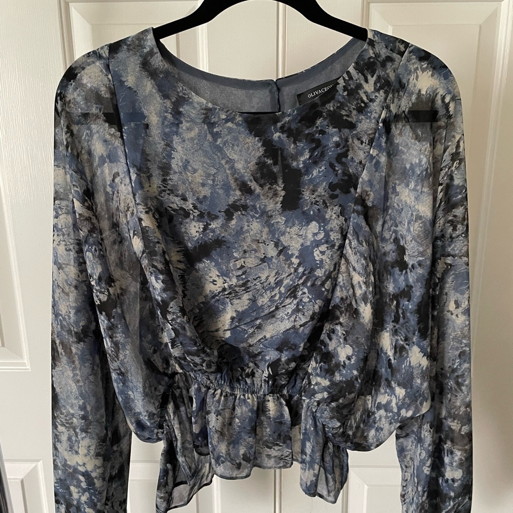 Olivaceous blue patterned peplum small blouse